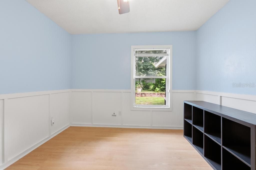 For Sale: $304,900 (3 beds, 2 baths, 1273 Square Feet)