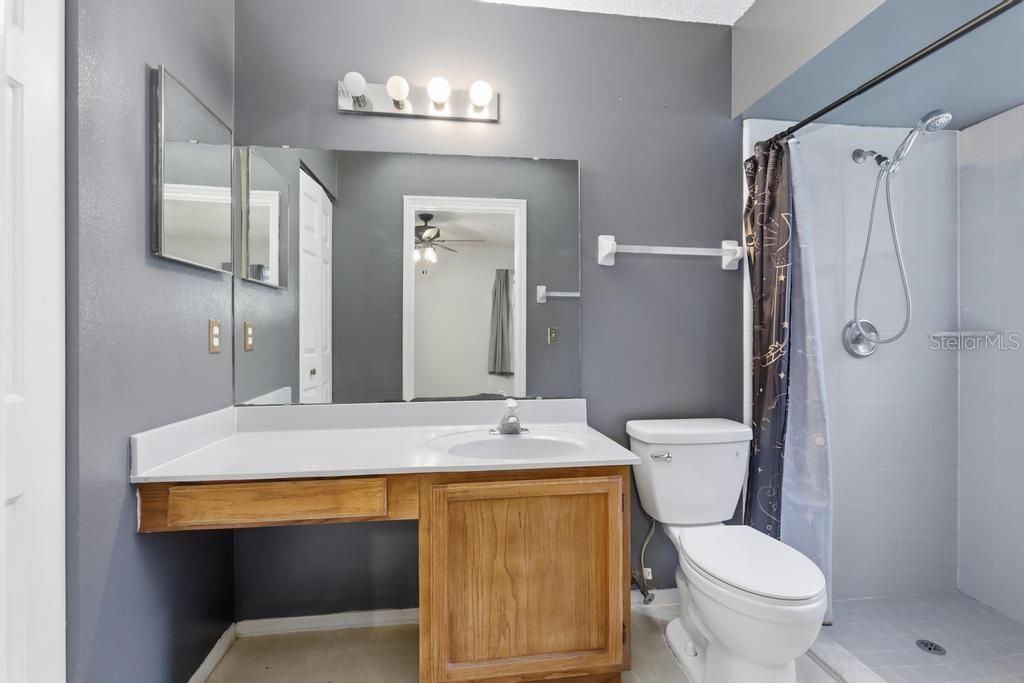 For Sale: $304,900 (3 beds, 2 baths, 1273 Square Feet)