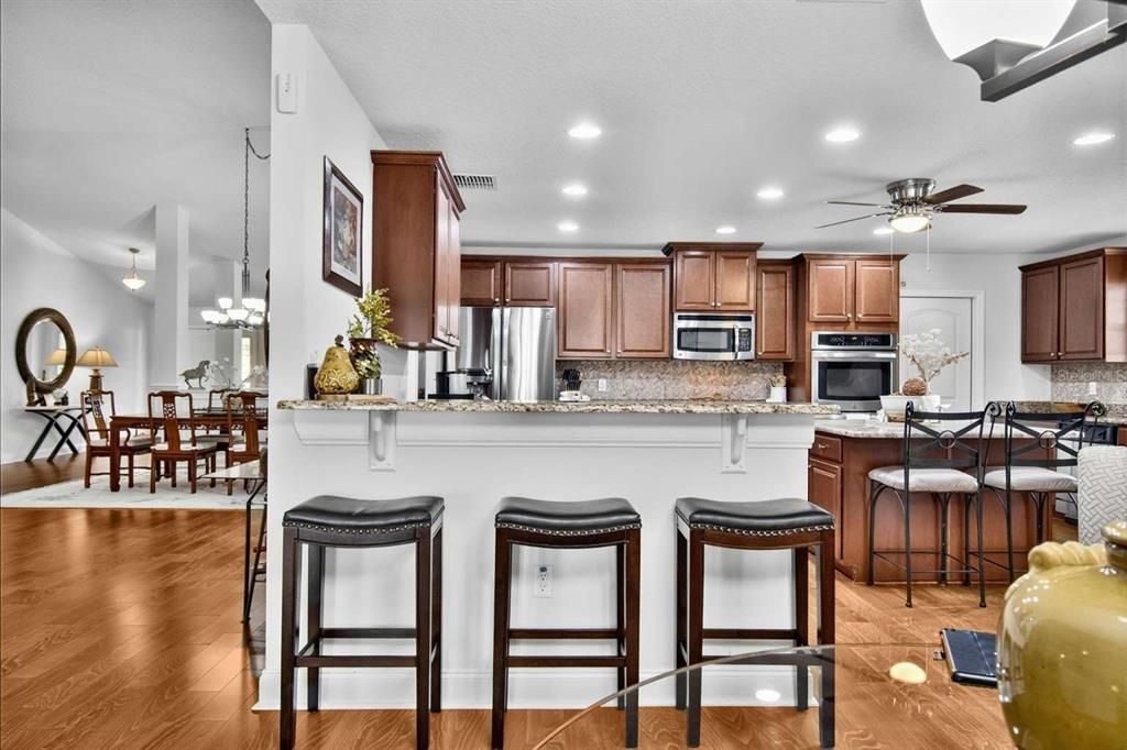 For Sale: $480,200 (4 beds, 3 baths, 3079 Square Feet)