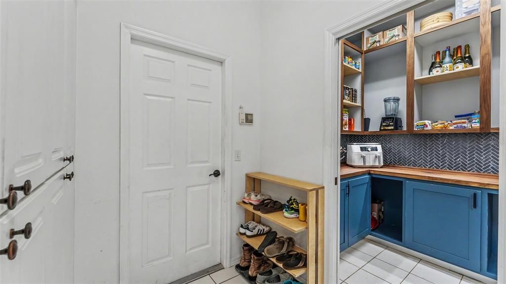 En Venta: $549,000 (4 camas, 3 baños, 2869 Pies cuadrados)