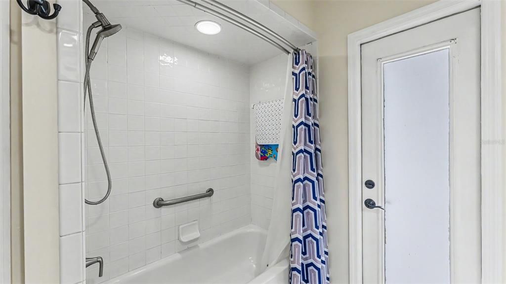 En Venta: $549,000 (4 camas, 3 baños, 2869 Pies cuadrados)