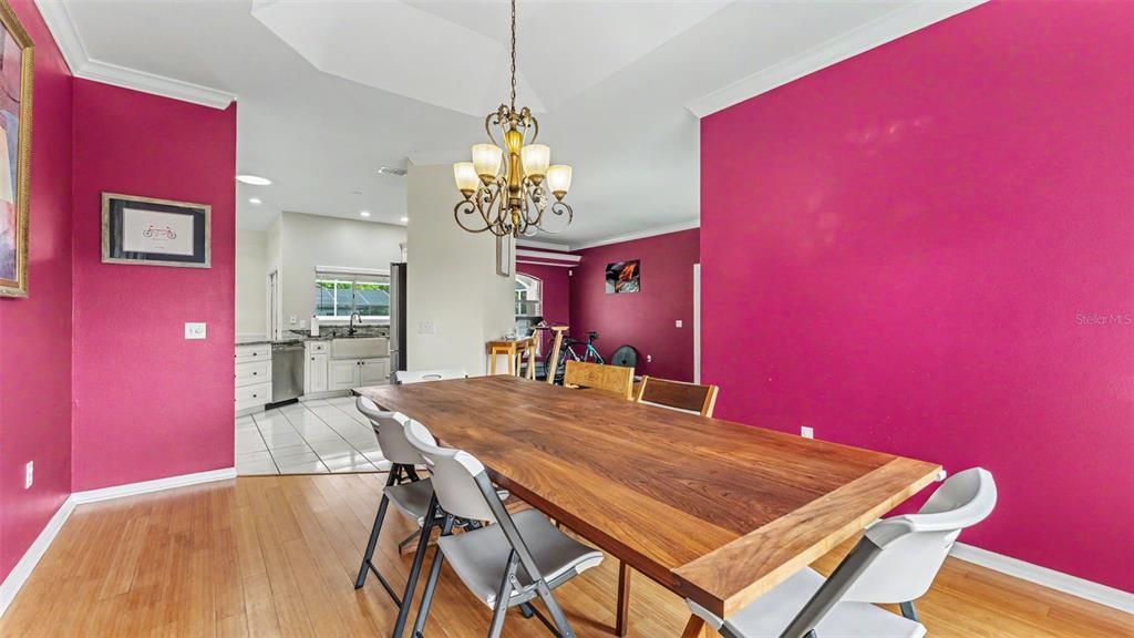 En Venta: $549,000 (4 camas, 3 baños, 2869 Pies cuadrados)