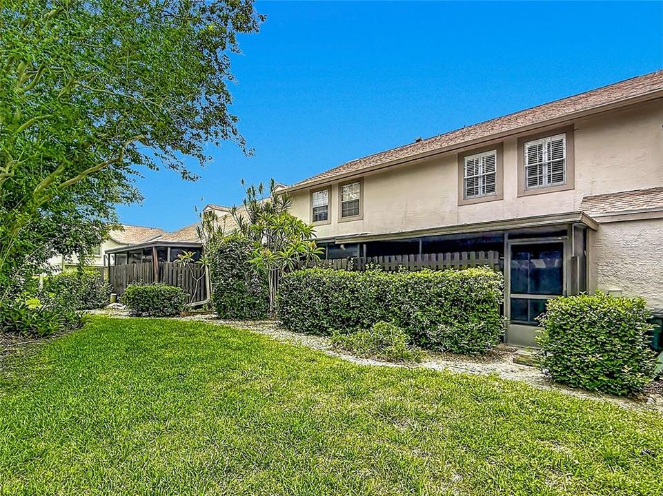 For Sale: $230,000 (3 beds, 2 baths, 1230 Square Feet)