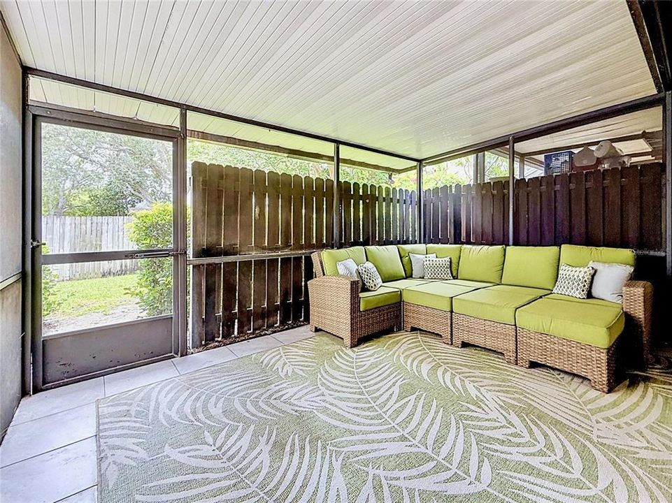 For Sale: $230,000 (3 beds, 2 baths, 1230 Square Feet)
