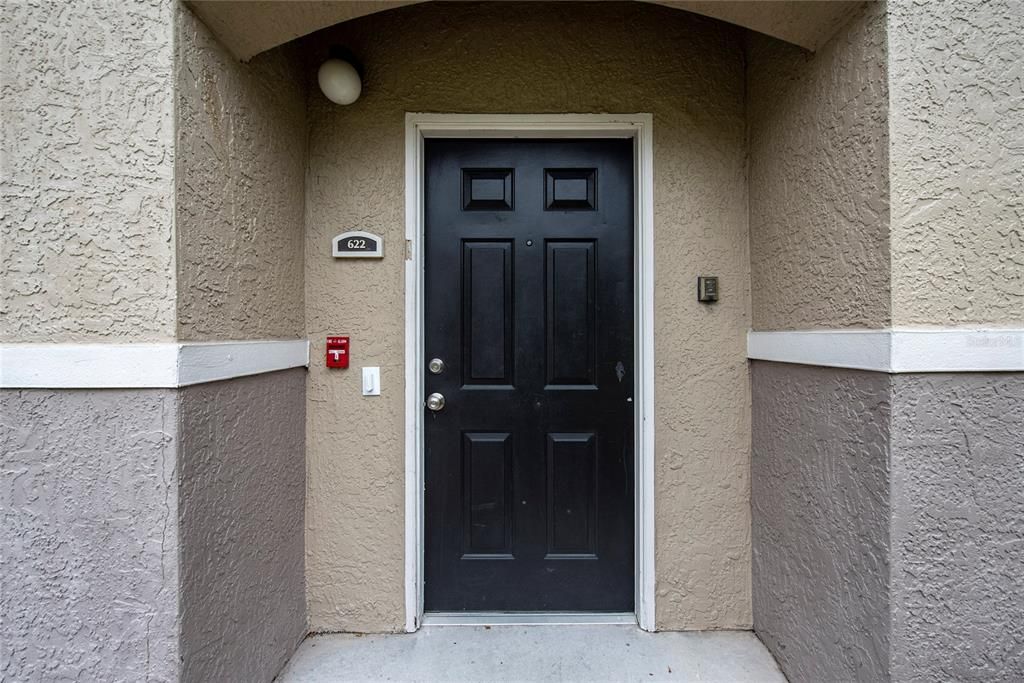 For Rent: $2,100 (3 beds, 2 baths, 1423 Square Feet)
