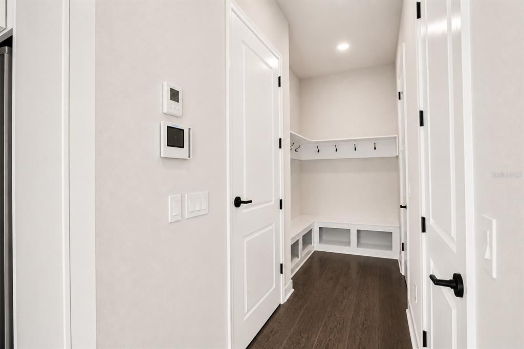 For Sale: $747,000 (5 beds, 4 baths, 3435 Square Feet)