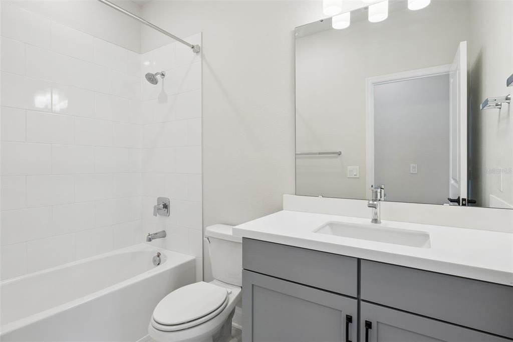 For Sale: $747,000 (5 beds, 4 baths, 3435 Square Feet)