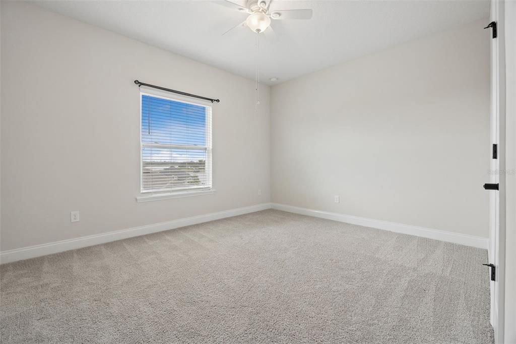 For Sale: $747,000 (5 beds, 4 baths, 3435 Square Feet)