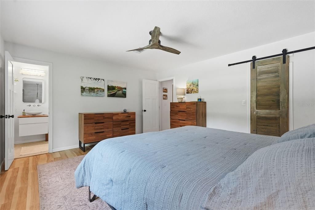 For Sale: $500,000 (3 beds, 2 baths, 1443 Square Feet)