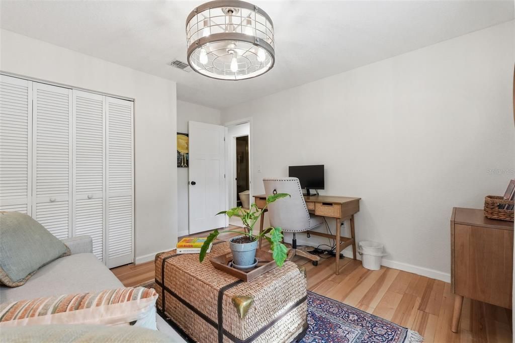 For Sale: $500,000 (3 beds, 2 baths, 1443 Square Feet)