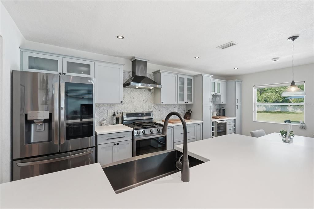 For Sale: $500,000 (3 beds, 2 baths, 1443 Square Feet)
