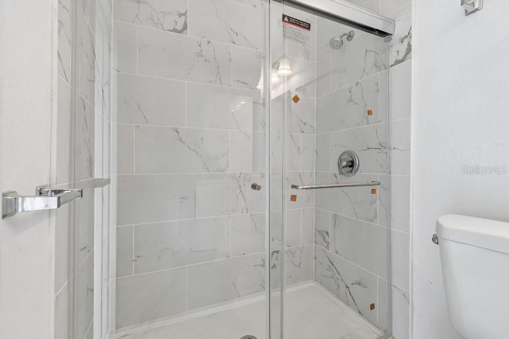 For Sale: $369,000 (4 beds, 2 baths, 1295 Square Feet)