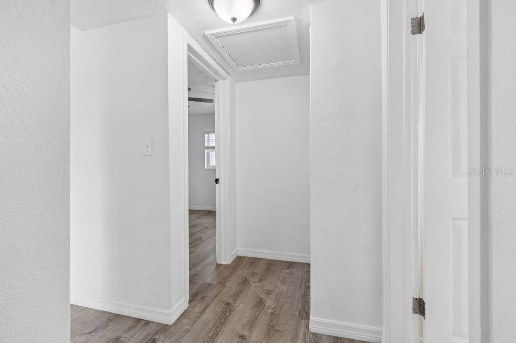 For Sale: $369,000 (4 beds, 2 baths, 1295 Square Feet)