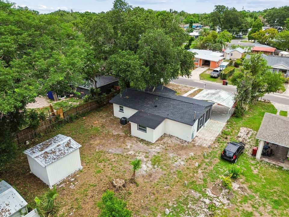 For Sale: $369,000 (4 beds, 2 baths, 1295 Square Feet)