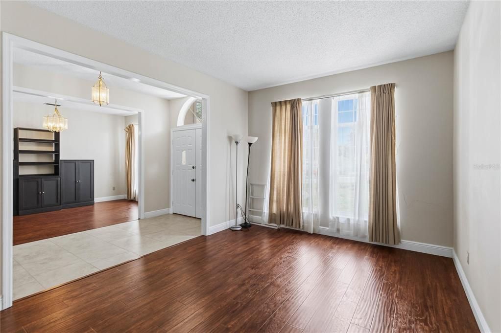 For Sale: $542,500 (4 beds, 2 baths, 2436 Square Feet)
