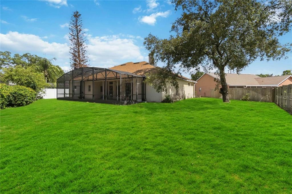For Sale: $542,500 (4 beds, 2 baths, 2436 Square Feet)