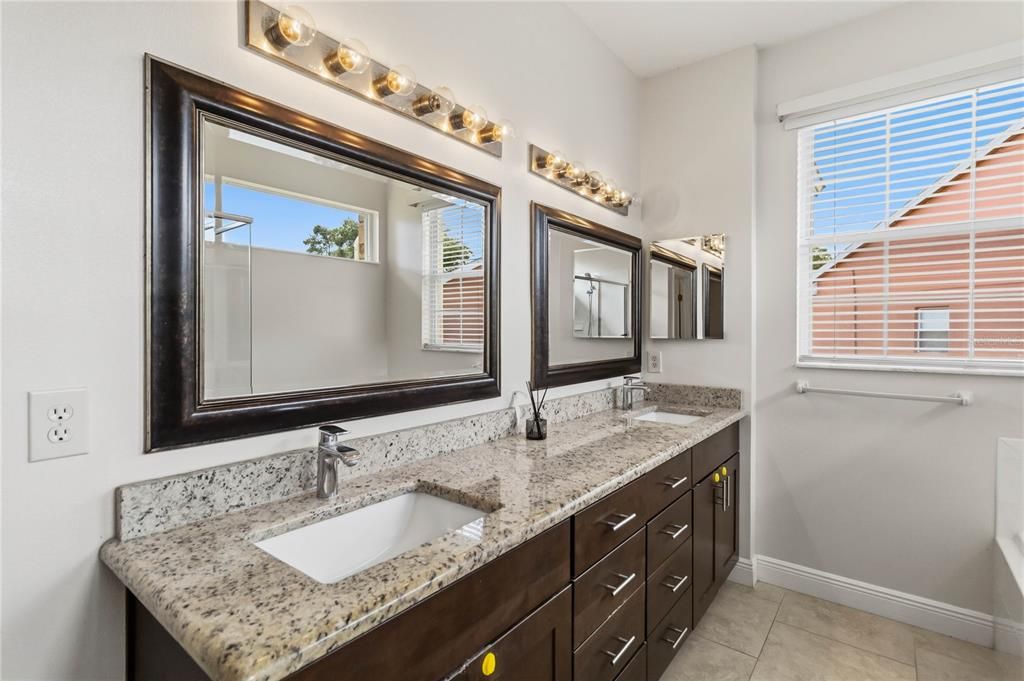 For Sale: $542,500 (4 beds, 2 baths, 2436 Square Feet)