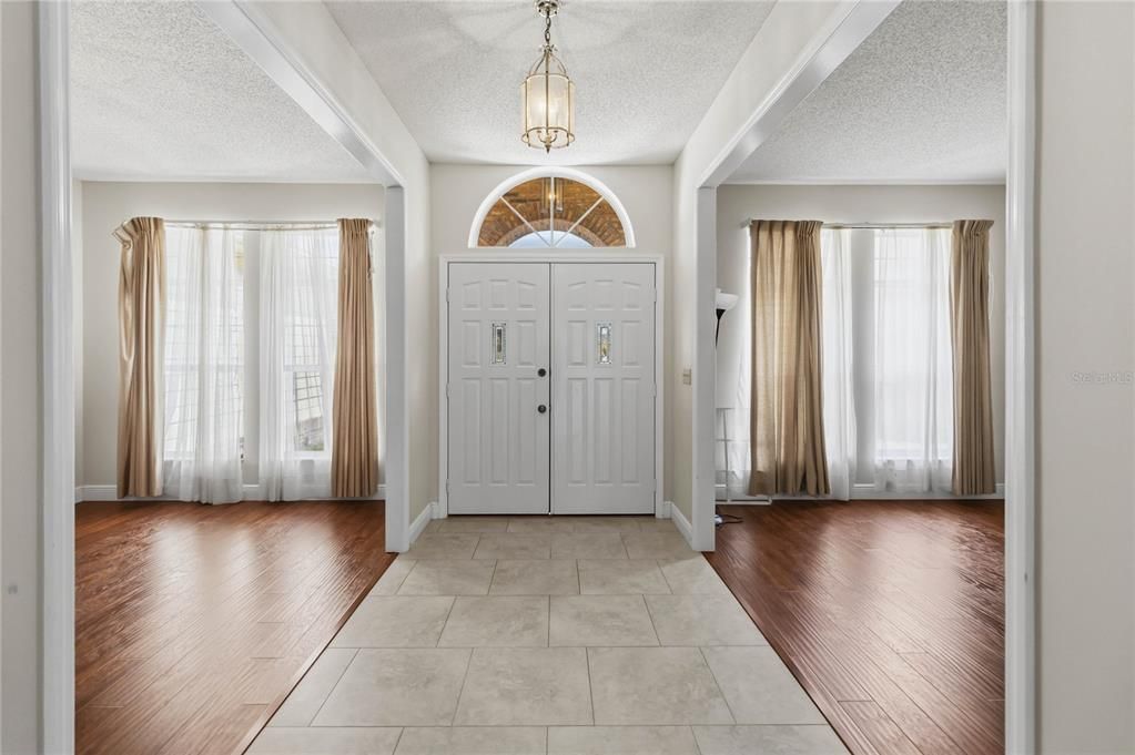 For Sale: $542,500 (4 beds, 2 baths, 2436 Square Feet)