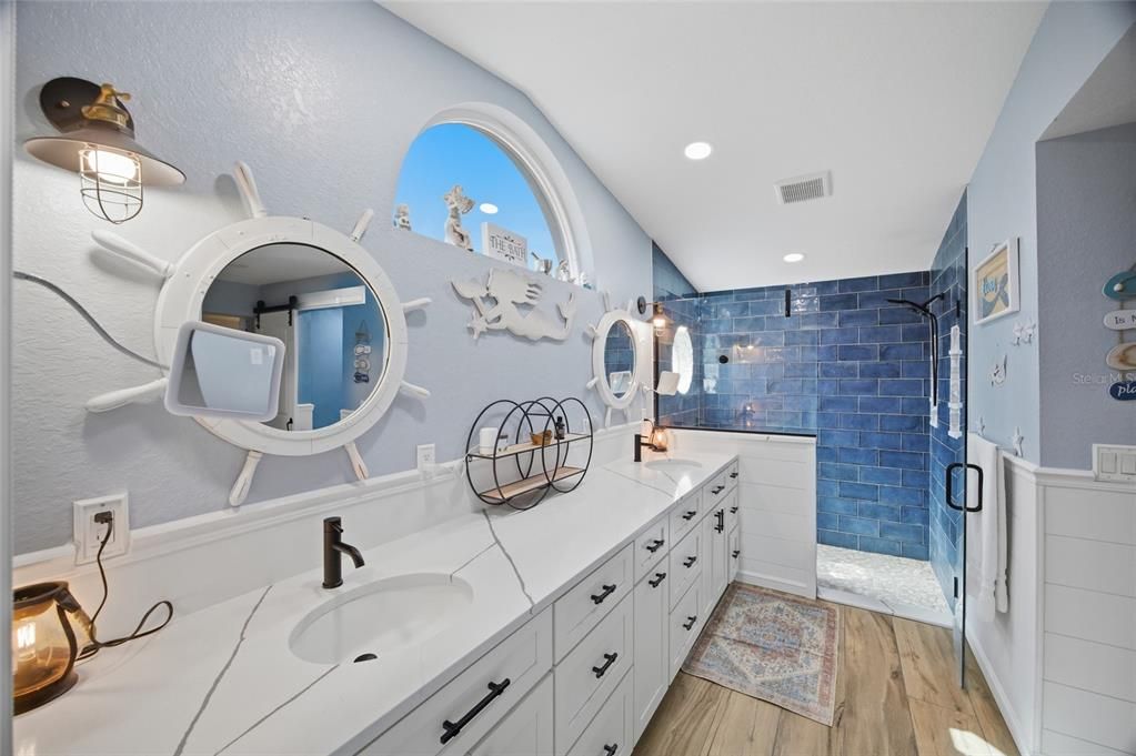 For Sale: $895,000 (4 beds, 3 baths, 3038 Square Feet)