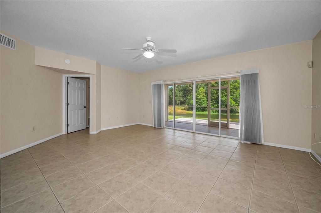 En Venta: $326,500 (3 camas, 2 baños, 1520 Pies cuadrados)