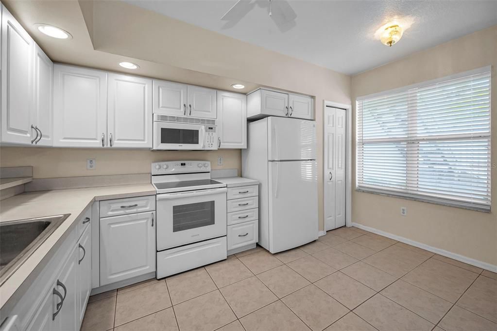 En Venta: $326,500 (3 camas, 2 baños, 1520 Pies cuadrados)