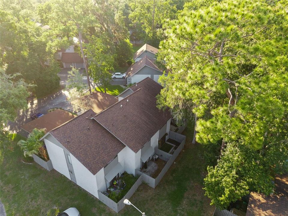 For Sale: $165,900 (2 beds, 1 baths, 938 Square Feet)