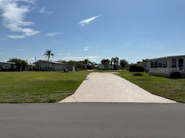 На продажу: $10,000 (0.29 acres)