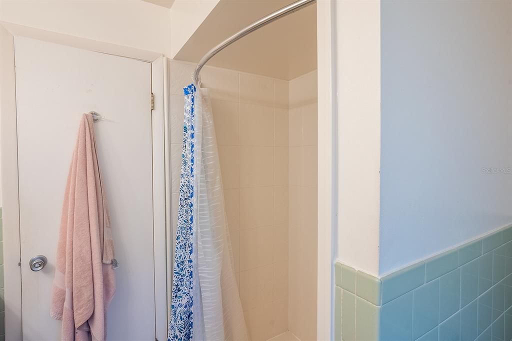 For Sale: $239,000 (2 beds, 2 baths, 1446 Square Feet)