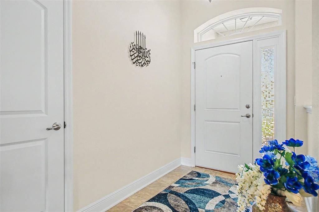 For Sale: $550,000 (4 beds, 3 baths, 3023 Square Feet)