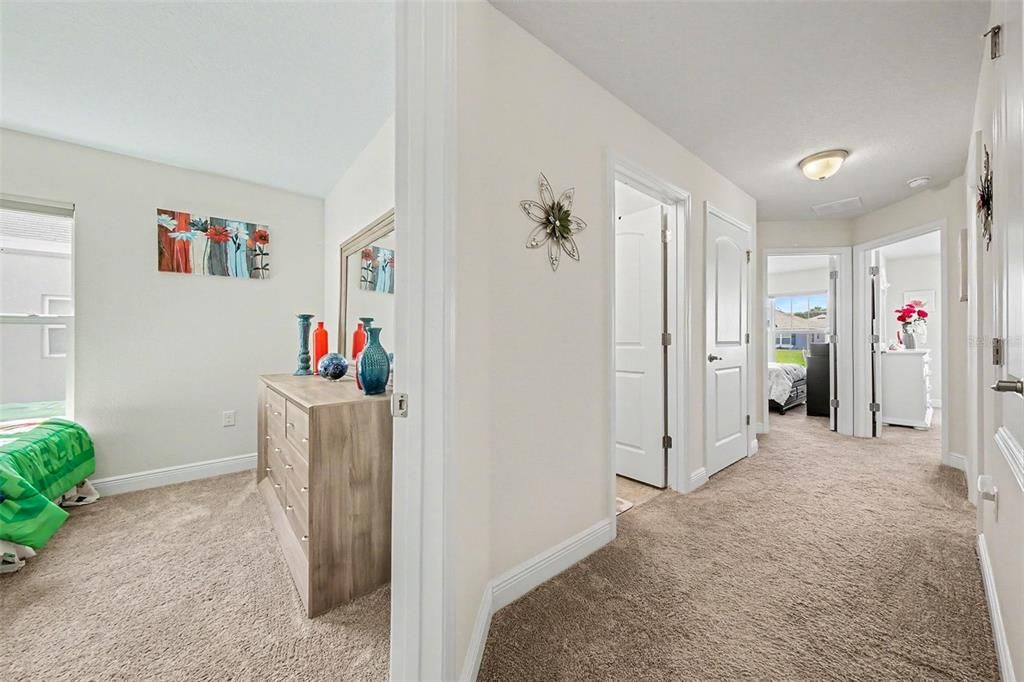 For Sale: $550,000 (4 beds, 3 baths, 3023 Square Feet)