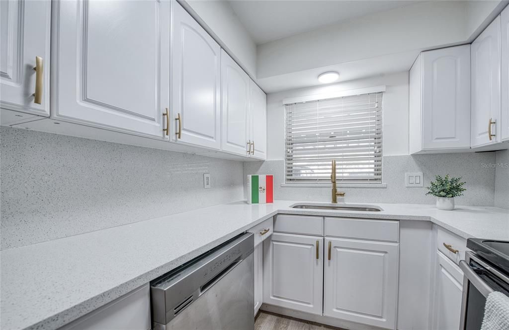 En Venta: $199,000 (1 camas, 1 baños, 740 Pies cuadrados)