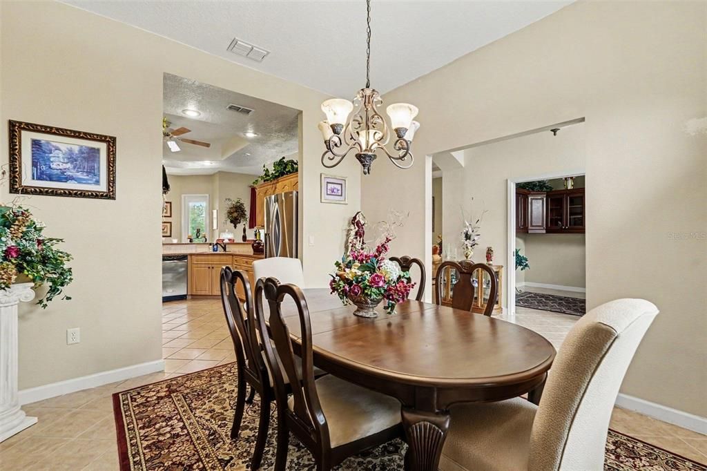 For Sale: $359,900 (3 beds, 2 baths, 2542 Square Feet)