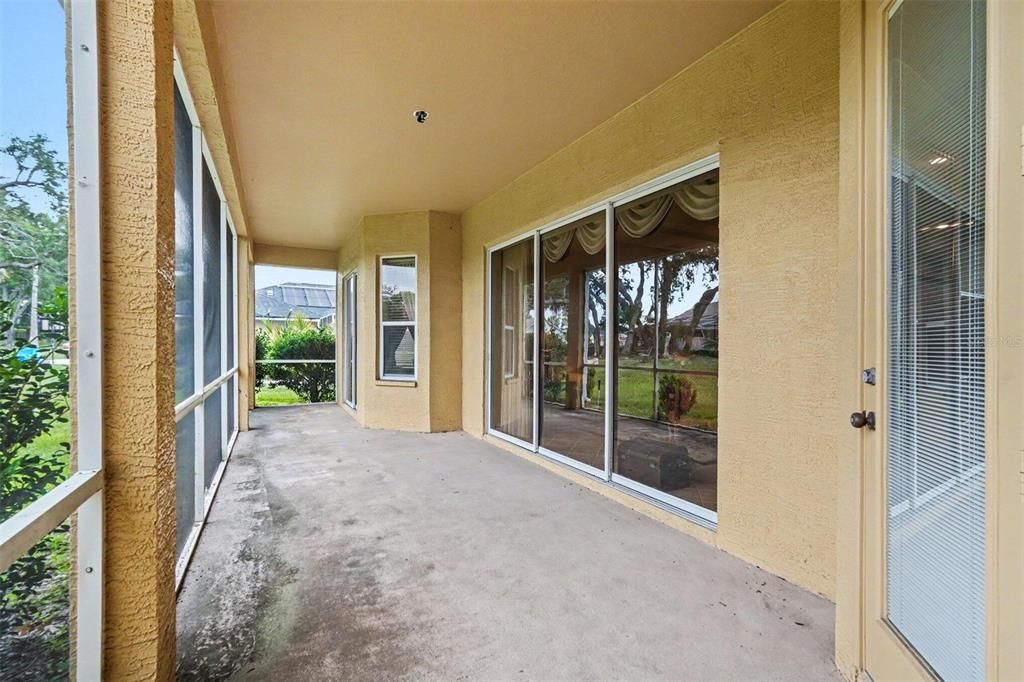 For Sale: $359,900 (3 beds, 2 baths, 2542 Square Feet)