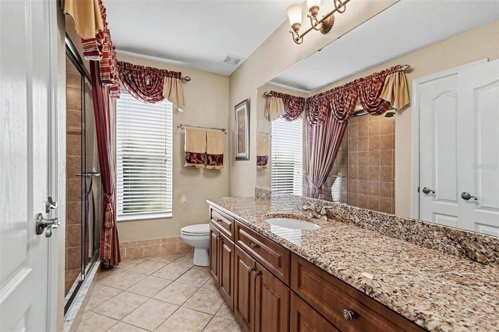 For Sale: $359,900 (3 beds, 2 baths, 2542 Square Feet)