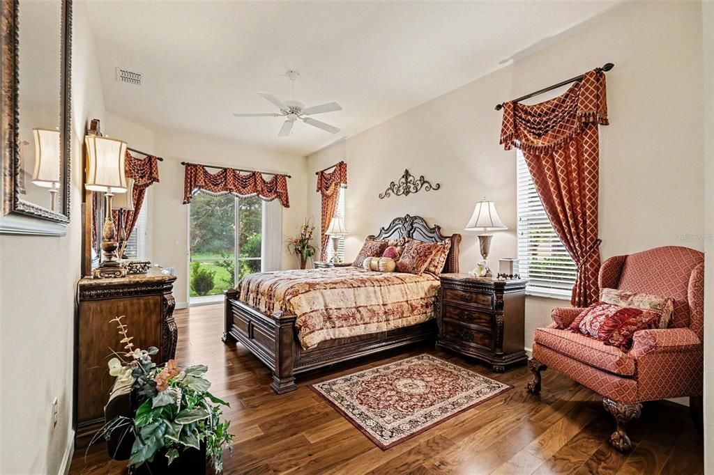 For Sale: $359,900 (3 beds, 2 baths, 2542 Square Feet)