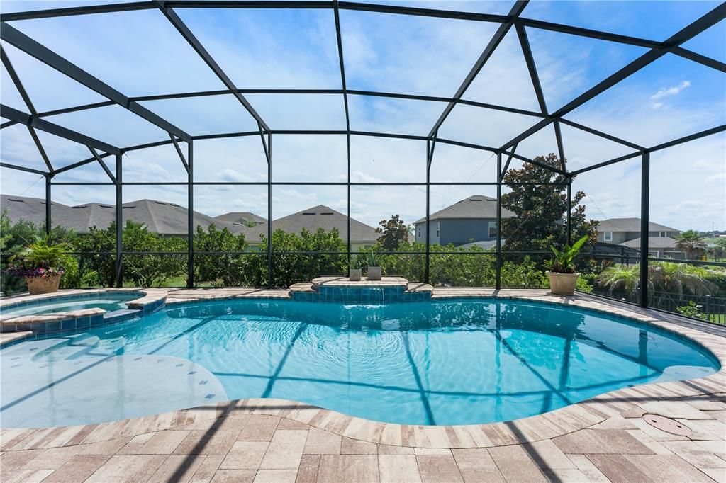 En Venta: $849,900 (4 camas, 4 baños, 3870 Pies cuadrados)