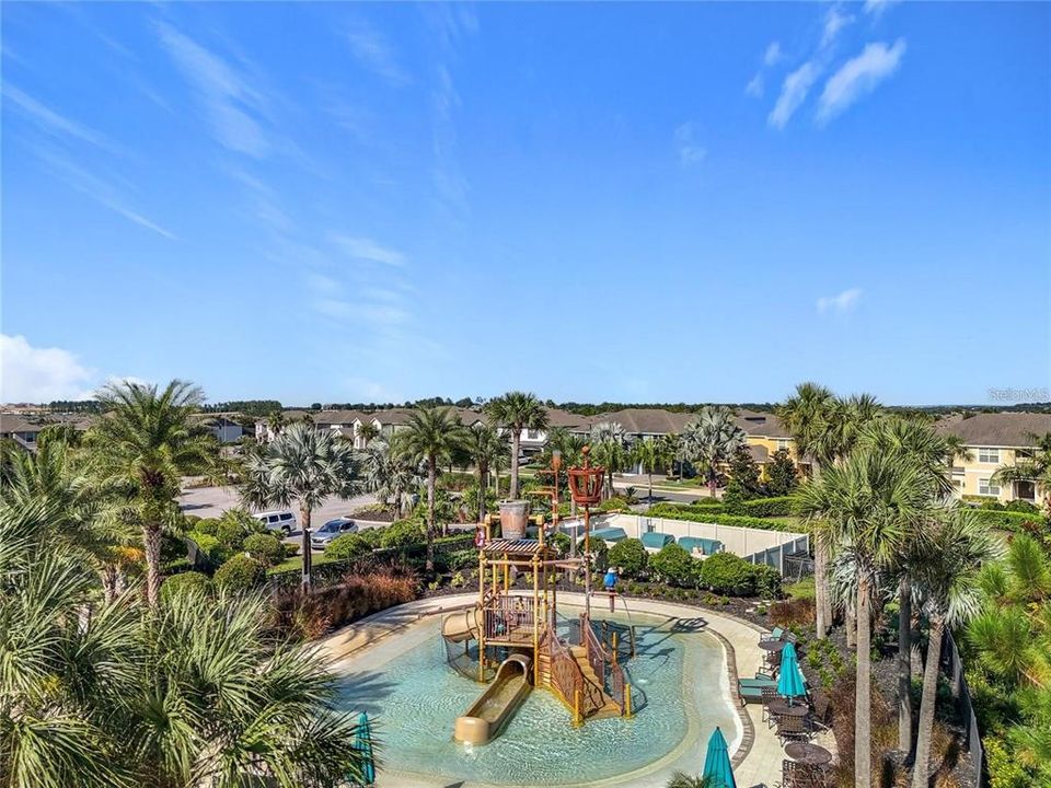 En Venta: $849,900 (4 camas, 4 baños, 3870 Pies cuadrados)