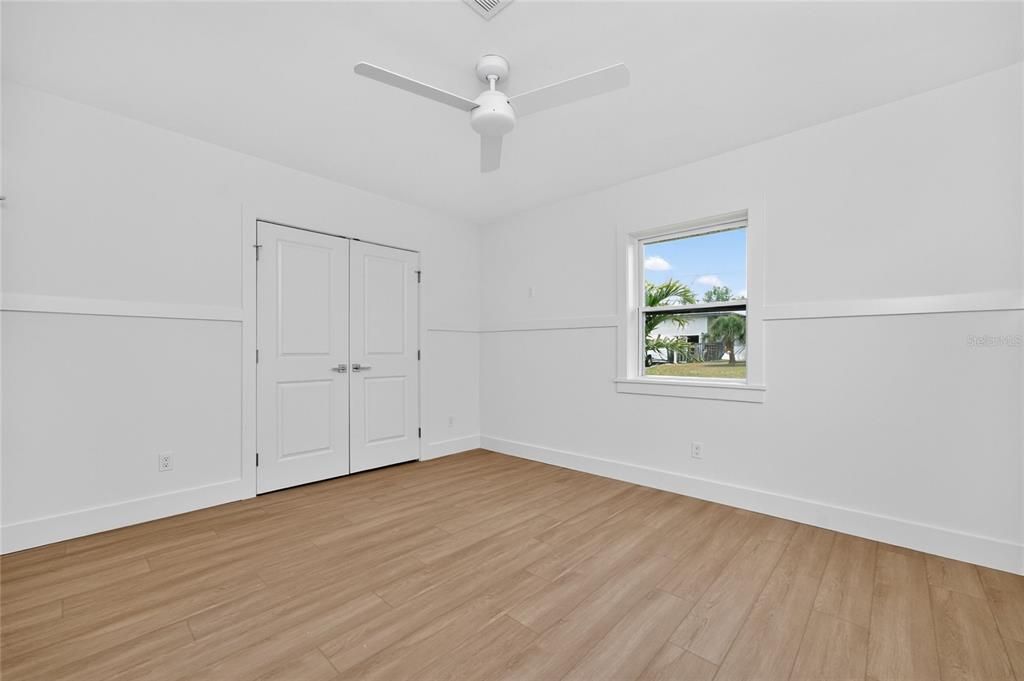 For Sale: $499,000 (2 beds, 1 baths, 1428 Square Feet)