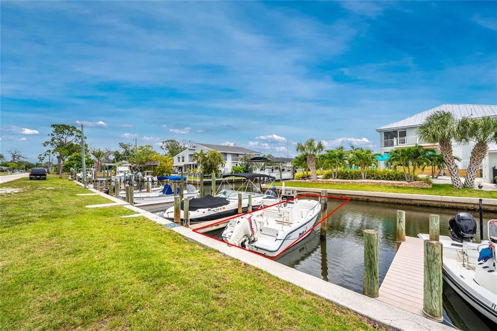 For Sale: $499,000 (2 beds, 1 baths, 1428 Square Feet)