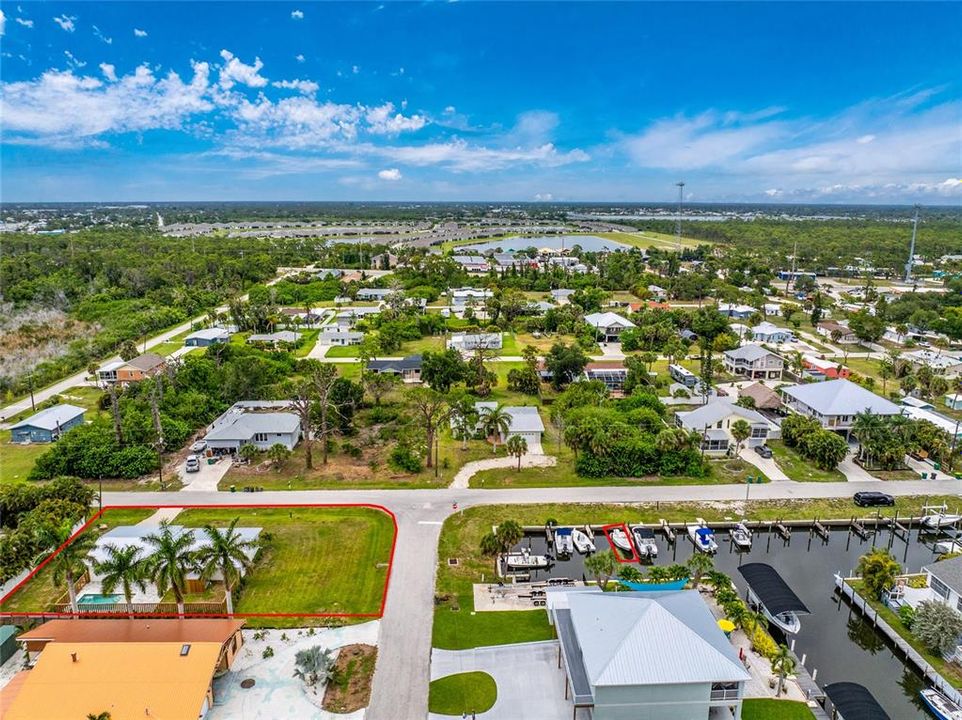 For Sale: $499,000 (2 beds, 1 baths, 1428 Square Feet)