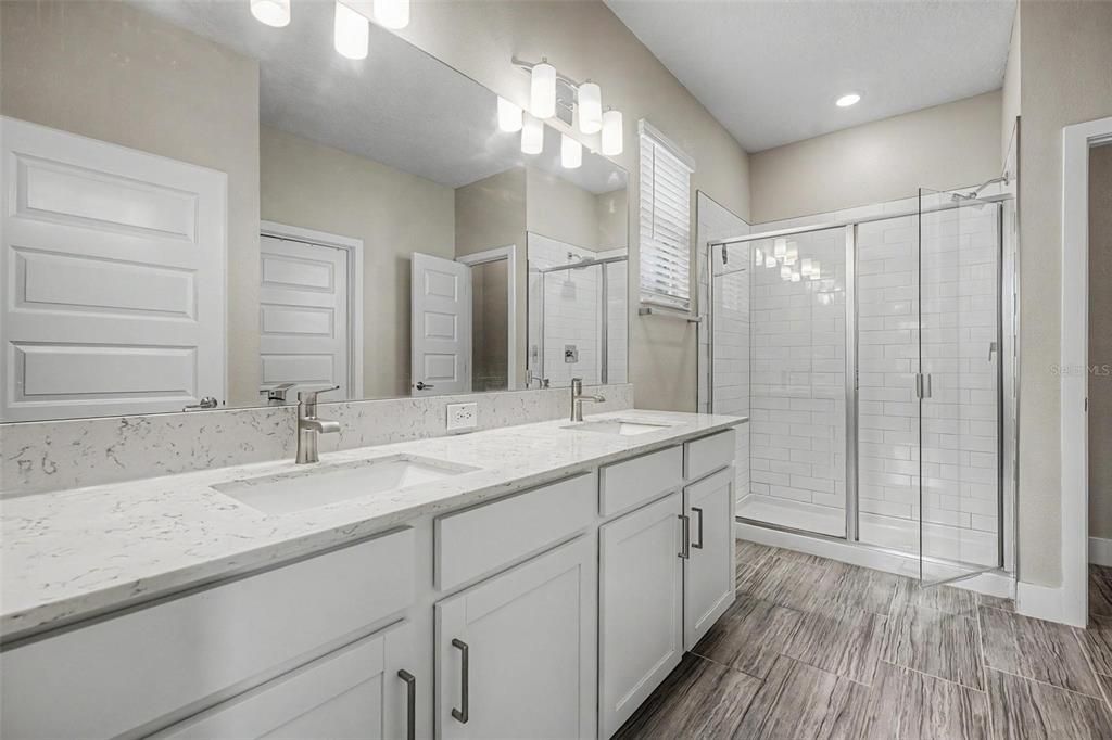 For Sale: $415,000 (3 beds, 2 baths, 1614 Square Feet)