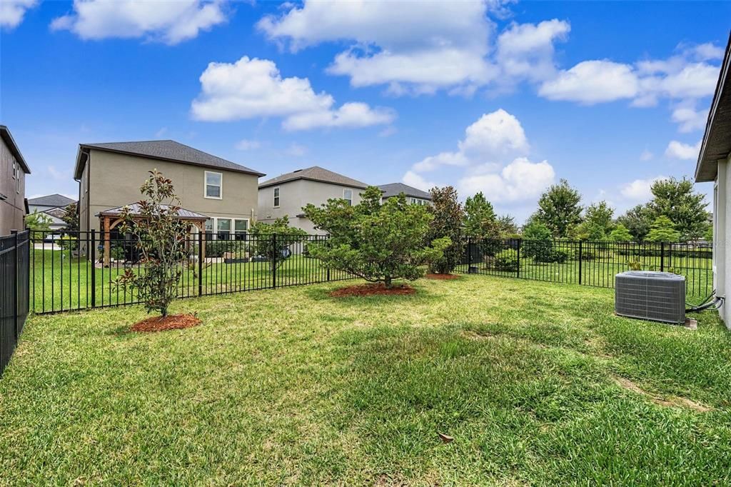 For Sale: $415,000 (3 beds, 2 baths, 1614 Square Feet)