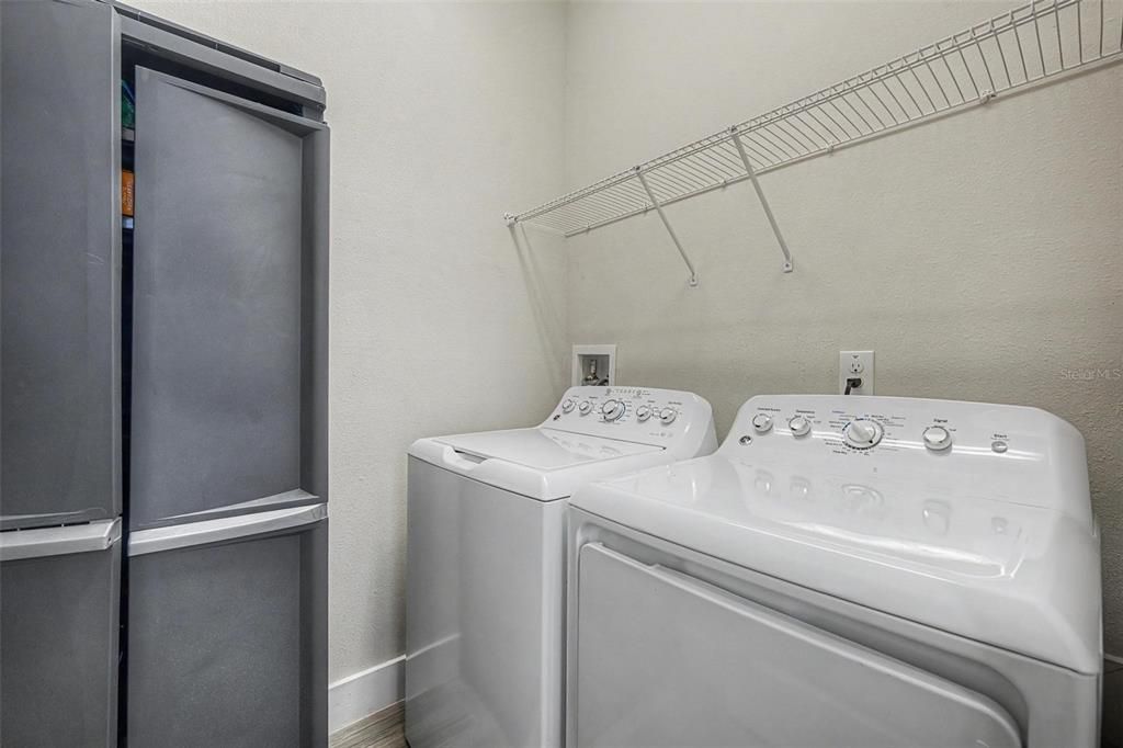 For Sale: $415,000 (3 beds, 2 baths, 1614 Square Feet)