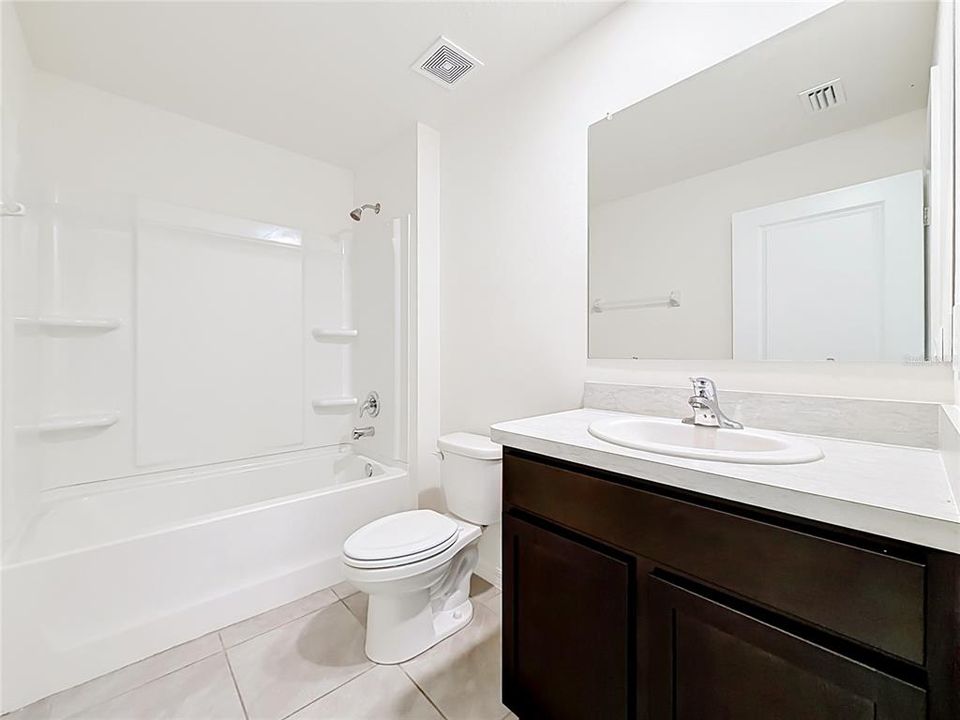 For Sale: $300,000 (3 beds, 2 baths, 1827 Square Feet)