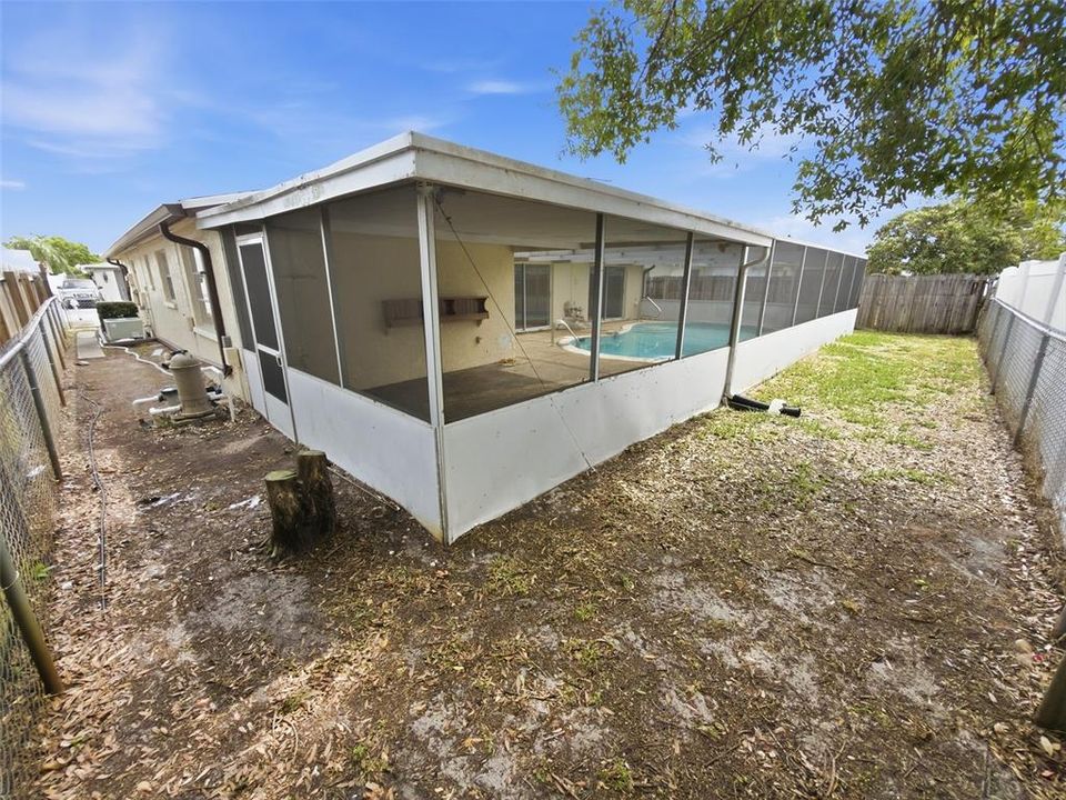 For Sale: $232,500 (2 beds, 2 baths, 1442 Square Feet)