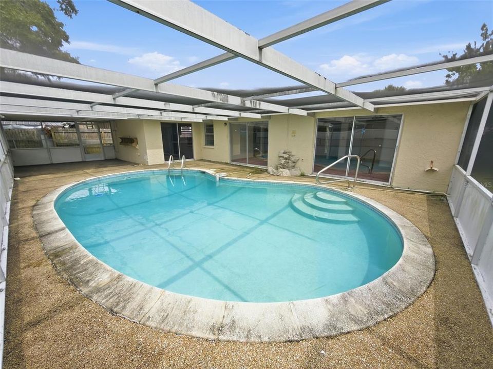 For Sale: $232,500 (2 beds, 2 baths, 1442 Square Feet)
