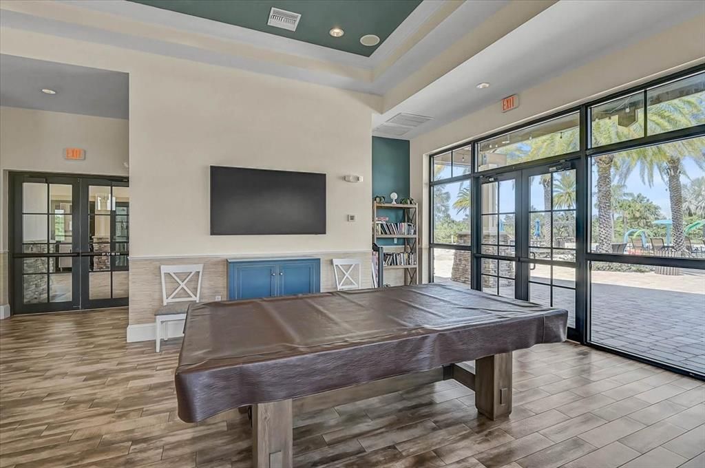 For Sale: $650,000 (2 beds, 2 baths, 1968 Square Feet)