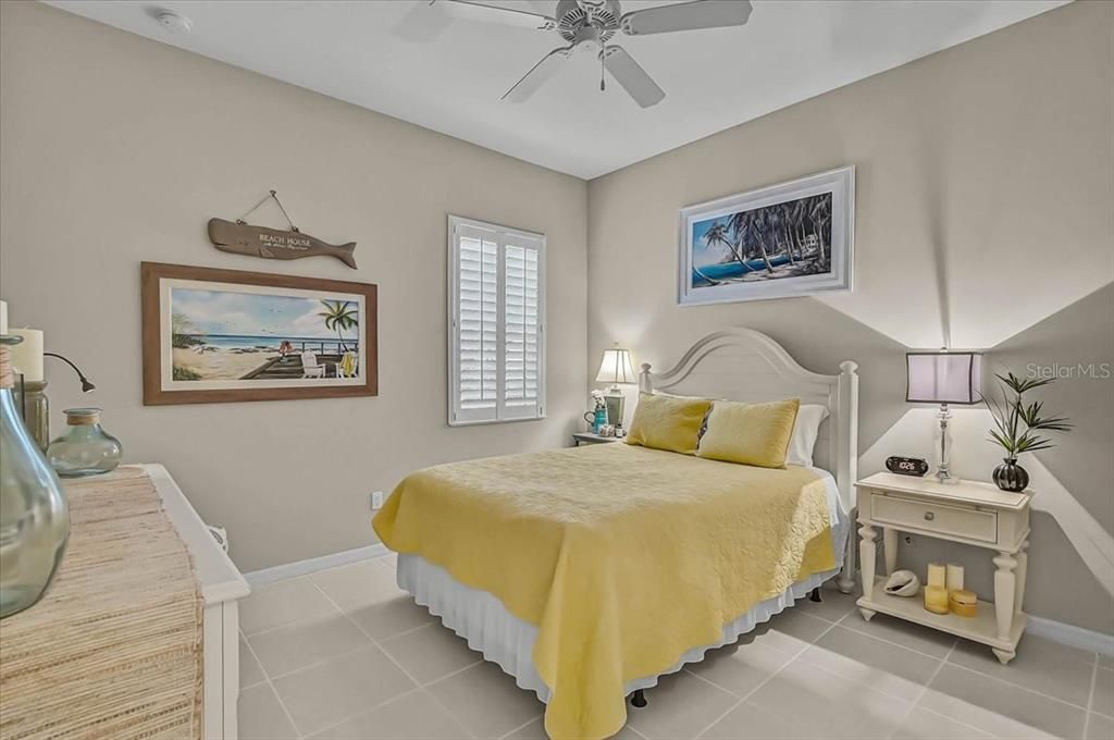 For Sale: $650,000 (2 beds, 2 baths, 1968 Square Feet)