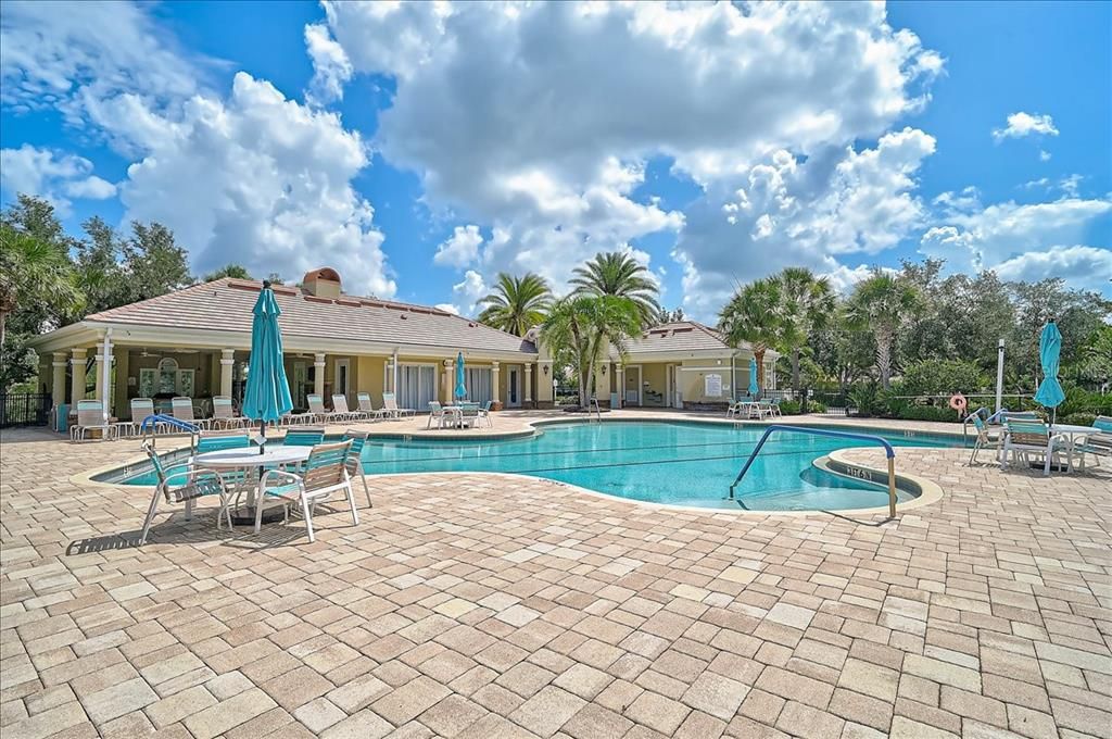 For Sale: $650,000 (2 beds, 2 baths, 1968 Square Feet)