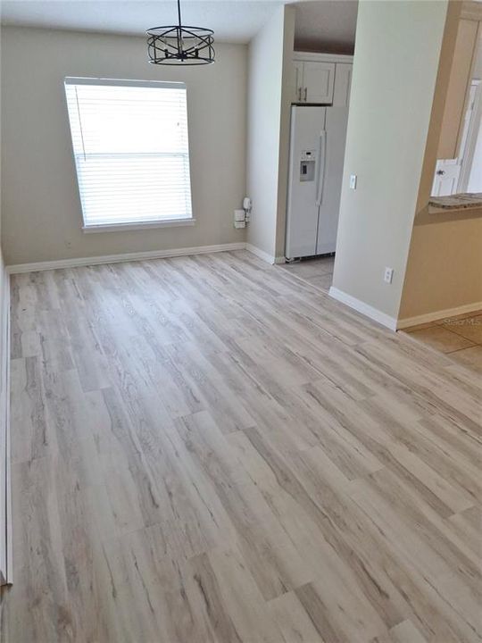 For Rent: $1,950 (4 beds, 2 baths, 1582 Square Feet)